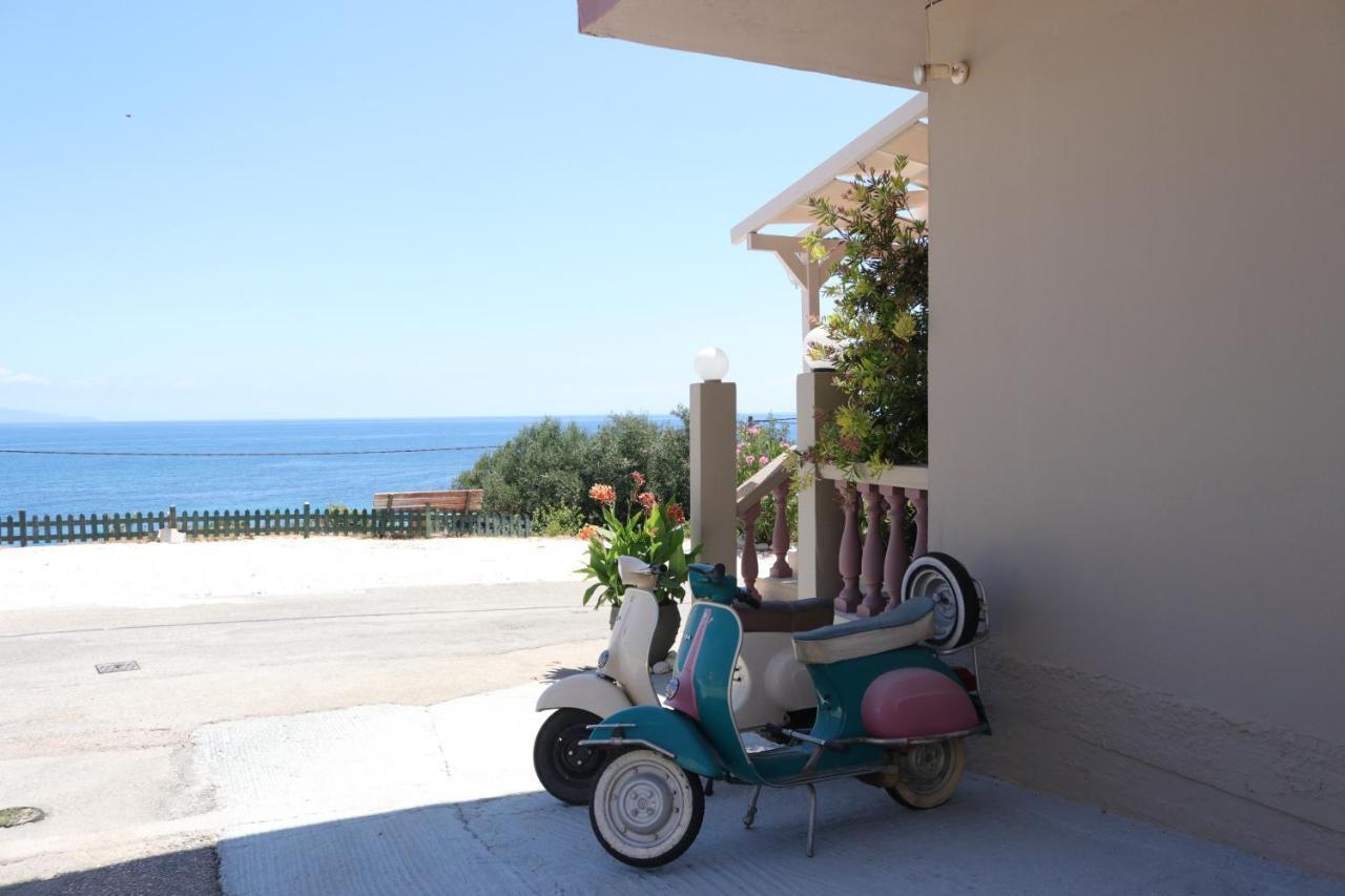 Michaela Hotel Poros  Екстериор снимка