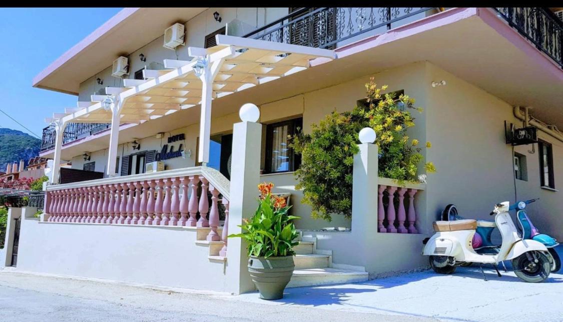 Michaela Hotel Poros  Екстериор снимка