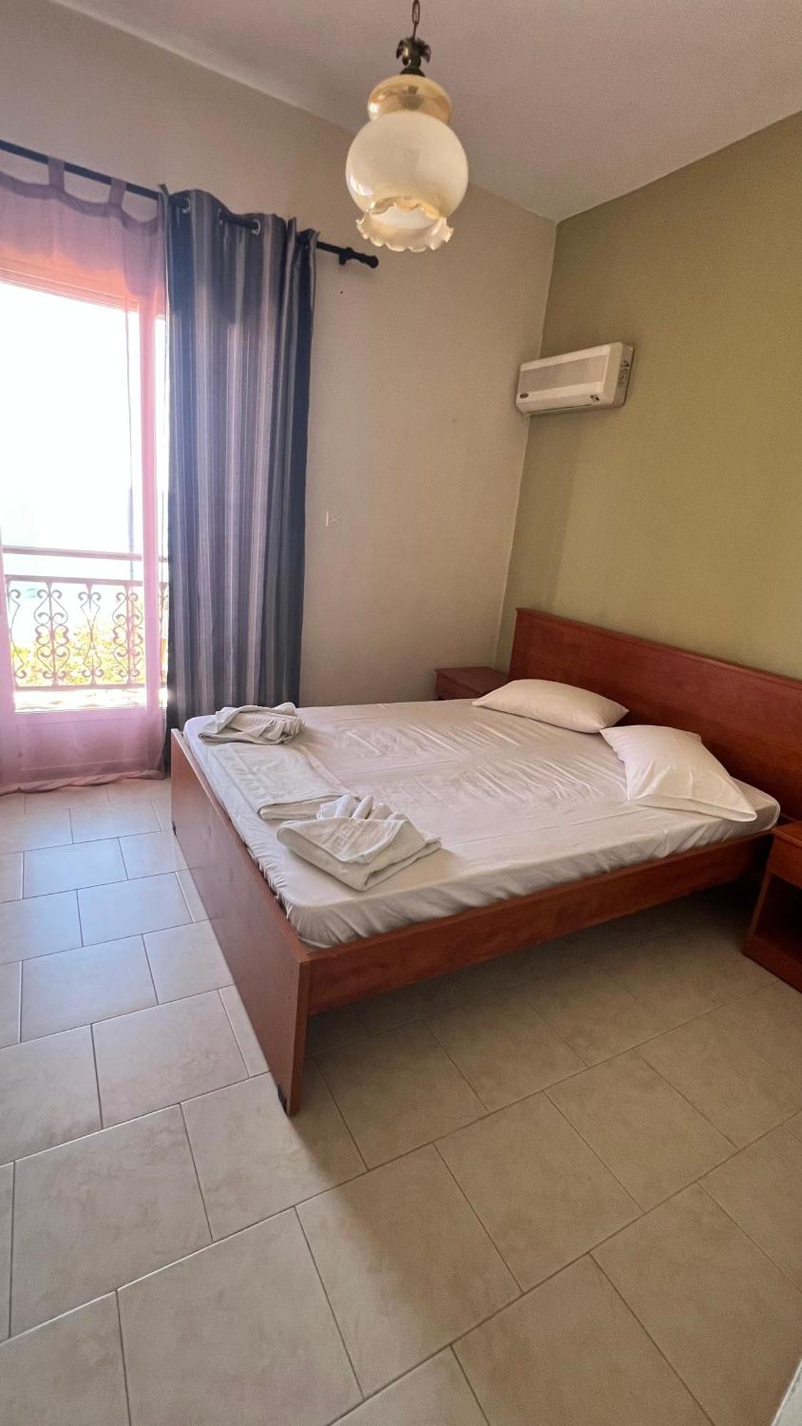 Michaela Hotel Poros  Екстериор снимка